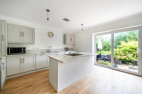 295 Guildford Road, Bisley, Woking, GU24 9AA