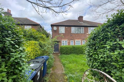 2 bedroom maisonette for sale, Western Avenue, Perivale, Greenford, UB6