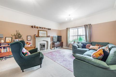 5 bedroom terraced house for sale, Featherstone Grove, Great Park, NE3