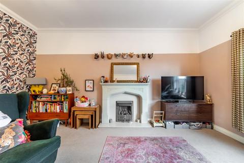 5 bedroom terraced house for sale, Featherstone Grove, Great Park, NE3