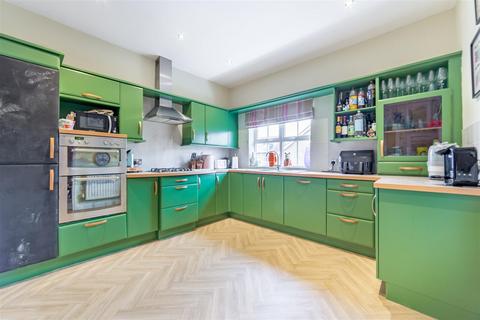 5 bedroom terraced house for sale, Featherstone Grove, Great Park, NE3