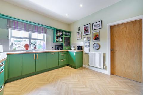 5 bedroom terraced house for sale, Featherstone Grove, Great Park, NE3