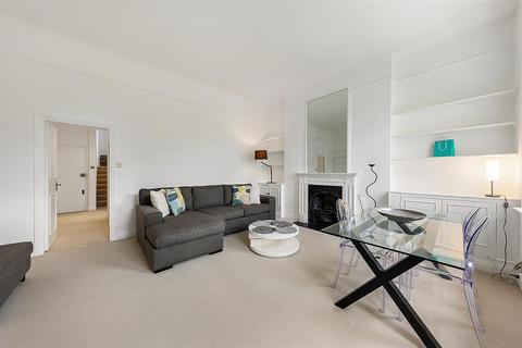 2 bedroom flat for sale, Airlie Gardens, W8