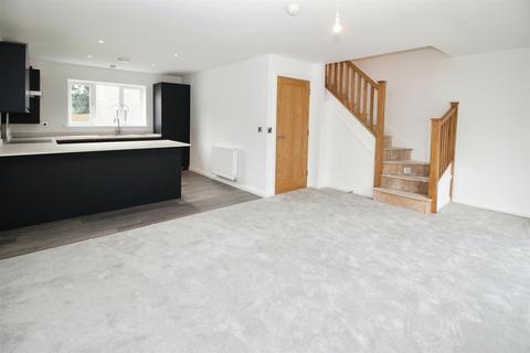 4 bedroom detached house for sale, Victoria Road, Bradford BD2