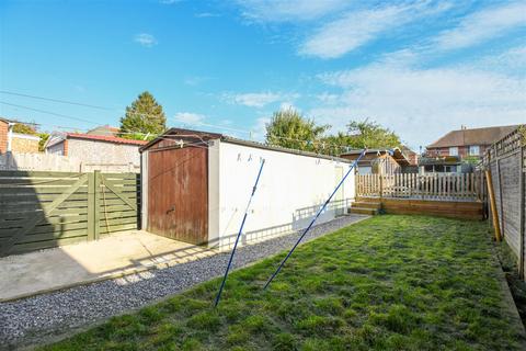 2 bedroom end of terrace house for sale, Whiterow Park, Trowbridge