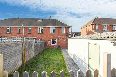 2 bedroom end of terrace house for sale, Whiterow Park, Trowbridge