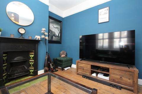 2 bedroom terraced house for sale, Queen Street, Barry, CF62