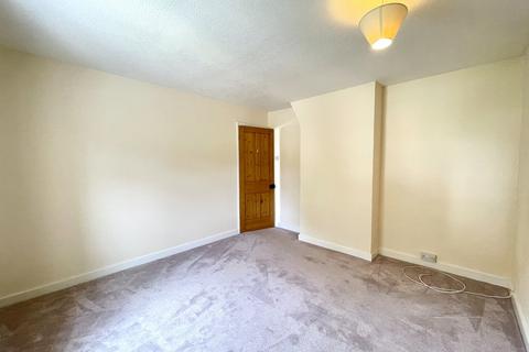 2 bedroom end of terrace house for sale, Milton Road North, Stowmarket, IP14