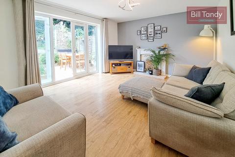 15 George Lane, Lichfield, WS13 6DU