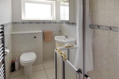 6 Seafield Road, Rustington, Littlehampton, BN16 2SE
