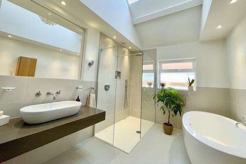 9 Dulsie Road, Bournemouth, BH3 7DY