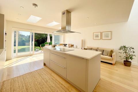 9 Dulsie Road, Bournemouth, BH3 7DY