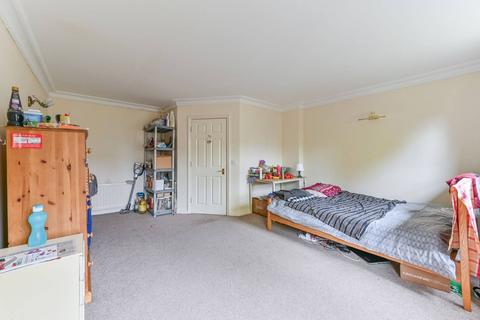 12 Wells Close, South Croydon, CR2 7ZQ