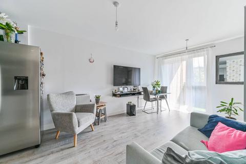 1 bedroom flat for sale, Whitestone Way, Croydon, CR0