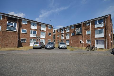 2 bedroom apartment to rent, Snowdrop Close - Online Enquiries Only - , Chelmsford, CM1