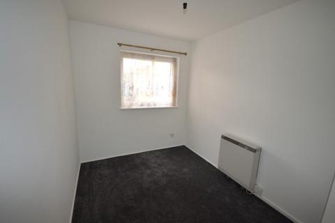 2 bedroom apartment to rent, Snowdrop Close - Online Enquiries Only - , Chelmsford, CM1