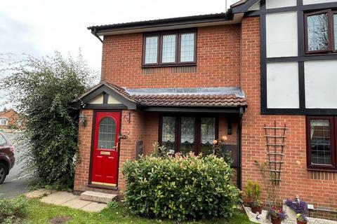 2 bedroom semi-detached house to rent, Newcastle Close, Grantham, NG31