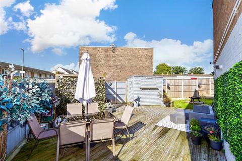 2 bedroom end of terrace house for sale, Fullerton Close, Havant, Hampshire