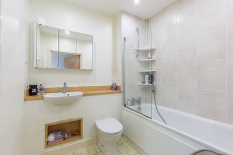 2 bedroom flat for sale, 43 Devons Road, London E3