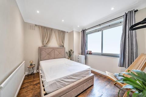 3 bedroom flat for sale, Queensborough Mews, Bayswater, London, W2