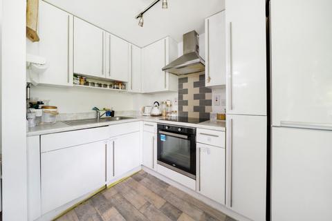 1 bedroom flat for sale, Foundry Court, Mill Street, Slough, SL2