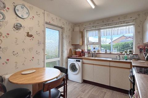 2 bedroom detached bungalow for sale, Meadowlands, Newbridge-on-Wye, Llandrindod Wells, LD1