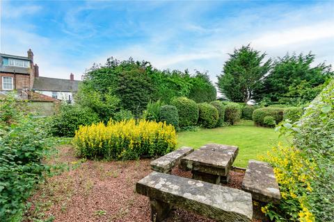 6 bedroom end of terrace house for sale, Bridge Street, Carlisle CA6