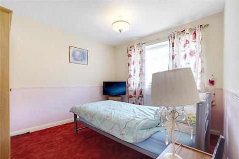 3 bedroom terraced house for sale, Stoke Road, Allhallows, Rochester, ME3