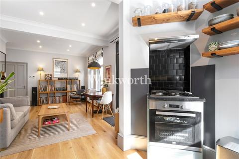 2 bedroom apartment for sale, Lyndhurst Road, London, N22