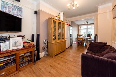 6 bedroom terraced house for sale, Kilmartin Avenue, London, SW16