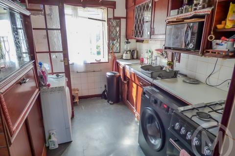 3 bedroom semi-detached house for sale, Forshaw Avenue, Blackpool, FY3 7PW