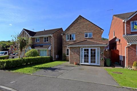 3 bedroom detached house for sale, Lon Y Cadno, Pontypridd CF38