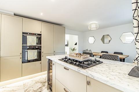 24 Cavendish Place, Beddau, Pontypridd, CF38 2RP