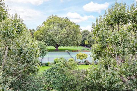 2 bedroom apartment for sale, Queen's Club Gardens, London, W14