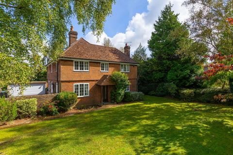 5 bedroom detached house for sale, Windmill Lane, East Grinstead RH19