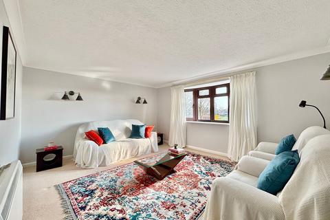 2 bedroom flat for sale, Church Hill Place, Hillborough Close, Little Common, Bexhill-on-Sea, TN39