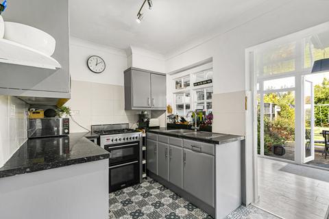 3 bedroom semi-detached house for sale, Sutherland Avenue, Sunbury-on-Thames, Surrey, TW16