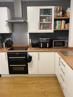 82 Stapleton Street, Salford, M6 7WG