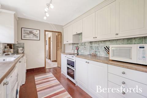 12 Hill Crescent, Chelmsford, CM2 6HT