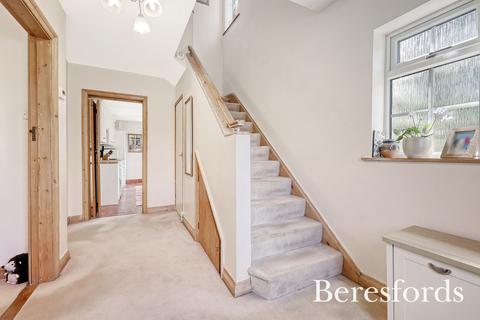 12 Hill Crescent, Chelmsford, CM2 6HT