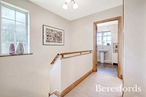 12 Hill Crescent, Chelmsford, CM2 6HT