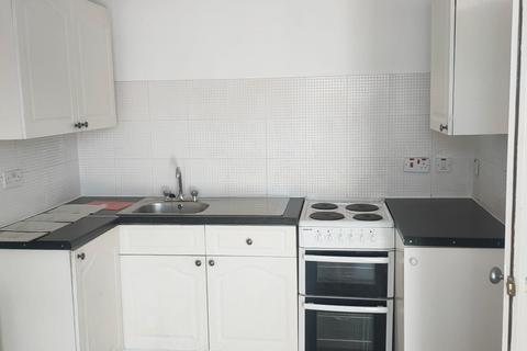 1 bedroom flat to rent, Grey Place, Central, Greenock, PA15