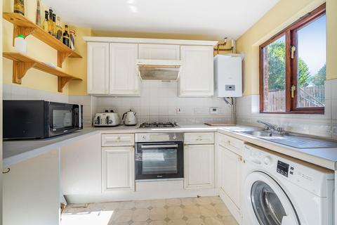 12 Ivy Close, Winchester, SO22 4QR