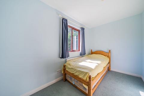 12 Ivy Close, Winchester, SO22 4QR
