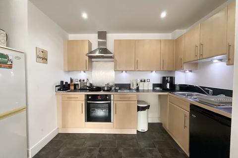 2 bedroom flat for sale, Oak Road South, Benfleet SS7