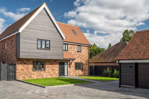 6 bedroom detached house for sale, Chapel Court, Church Lane, Sheering, Bishop's Stortford, CM22