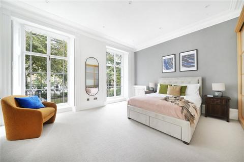 2 bedroom apartment to rent, Brompton Square, Knightsbridge, London, SW3