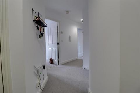 2 bedroom apartment for sale, Blount Close, Crewe