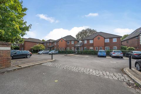 2 bedroom apartment for sale, Parkhouse Lane, Reading, Berkshire