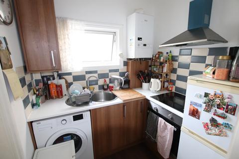 2 bedroom maisonette for sale, Malyons Road, London SE13